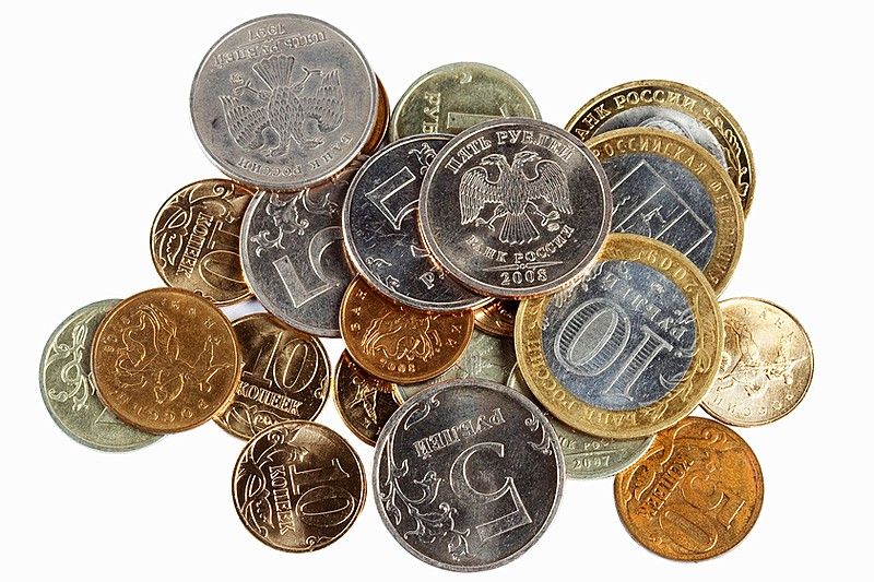 The current denominations of ruble and kopek coins