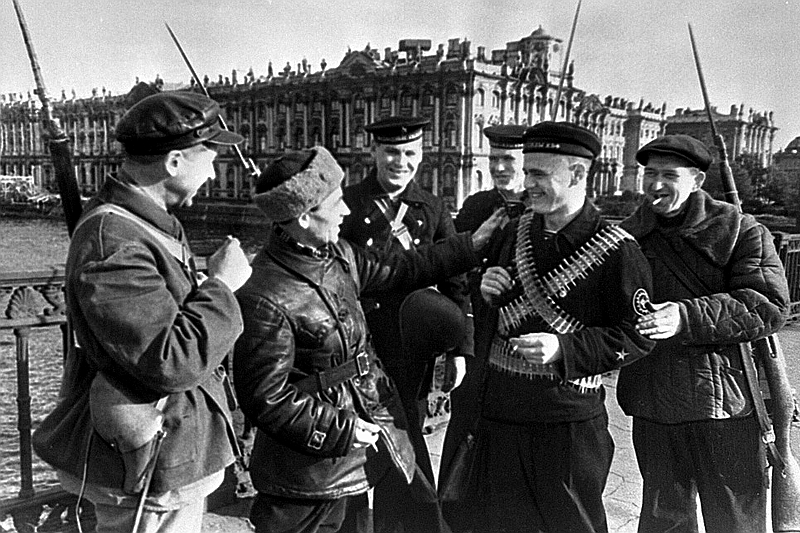 Defenders of Leningrad. Workers of the Kirov Factory and young sailors on a bridge, Russia