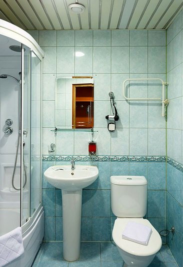 Bathroom of the Single Room at the Eurasia Hotel in St. Petersburg