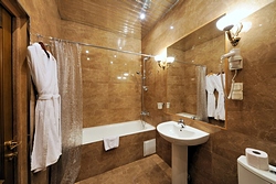 Bathroom of the Junior Suite at the Happy Pushkin Hotel in St. Petersburg