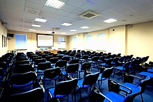 Blue Conference Hall at the Oktiabrskaya Hotel in St. Petersburg