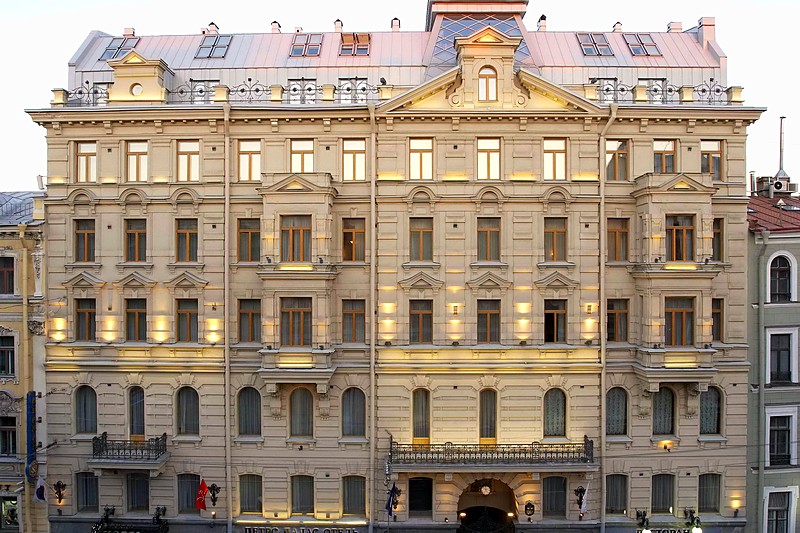 Petro Palace Hotel in St. Petersburg