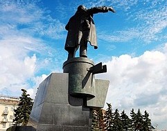 Monument to Lenin and locomotive, St. Petersburg, Russia