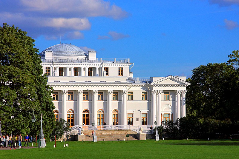 Western facade of Yelagin Palace in St Petersburg, Russia