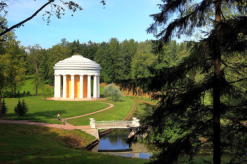 Temple of Friendship pavilion in Pavlovsk Park in Pavlovsk royal estate, south of St Petersburg, Russia
