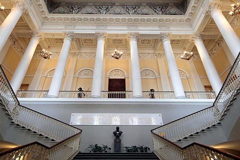 Main vestibule at Mikhailovsky Palace in St. Petersburg, Russia